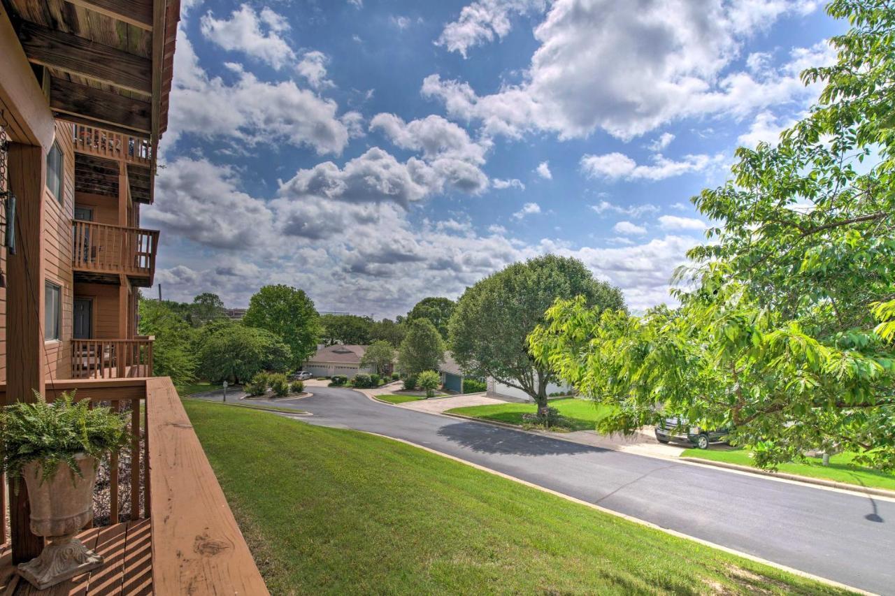 Branson Getaway With Balcony And Resort Amenities! Exterior photo